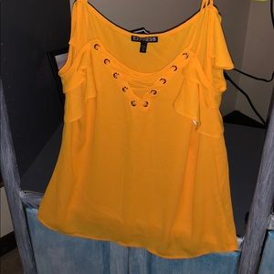 Cold shoulder tank top